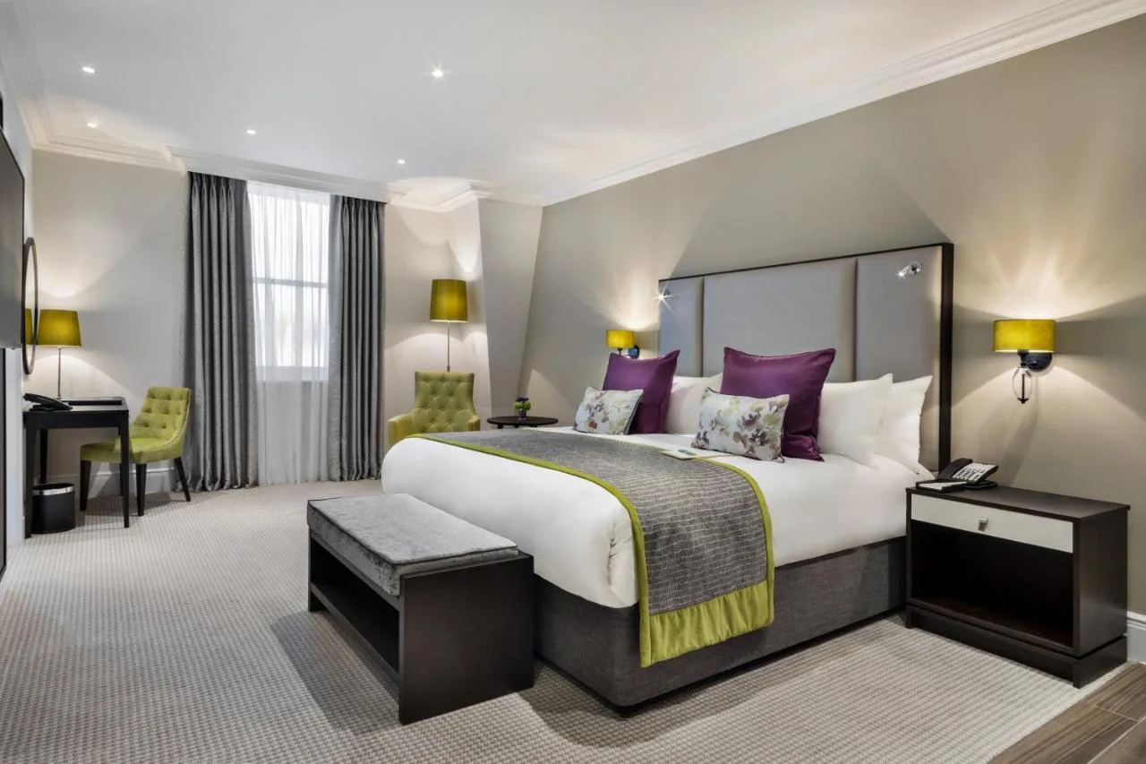 Premium King Room